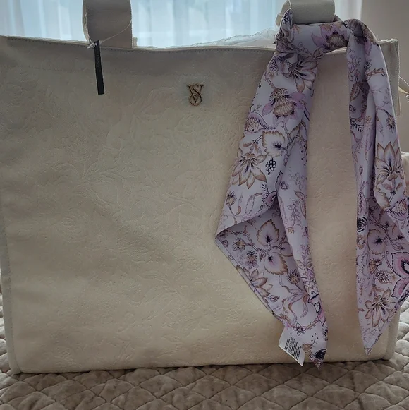 Victoria's Secret White Tote Bag with Floral Scarf - Picture 3 of 8